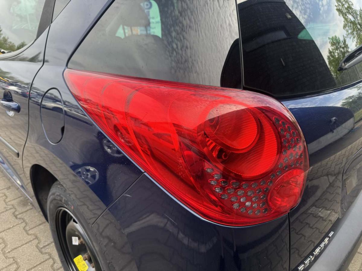 Peugeot 207SW original R&uuml;cklicht R&uuml;ckleuchte Schlussleuchte links Kombi Bj.2009